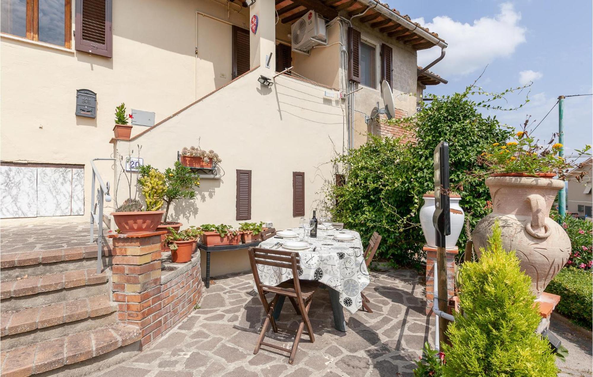 Awesome Home In Montefoscoli With Wifi Exteriör bild