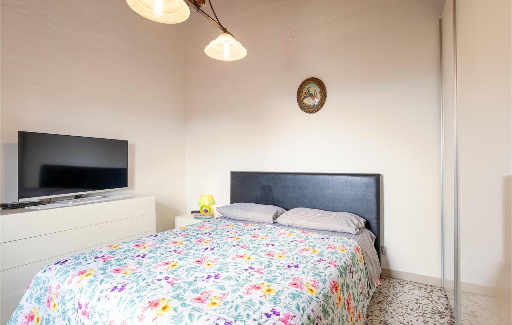 Awesome Home In Montefoscoli With Wifi Exteriör bild